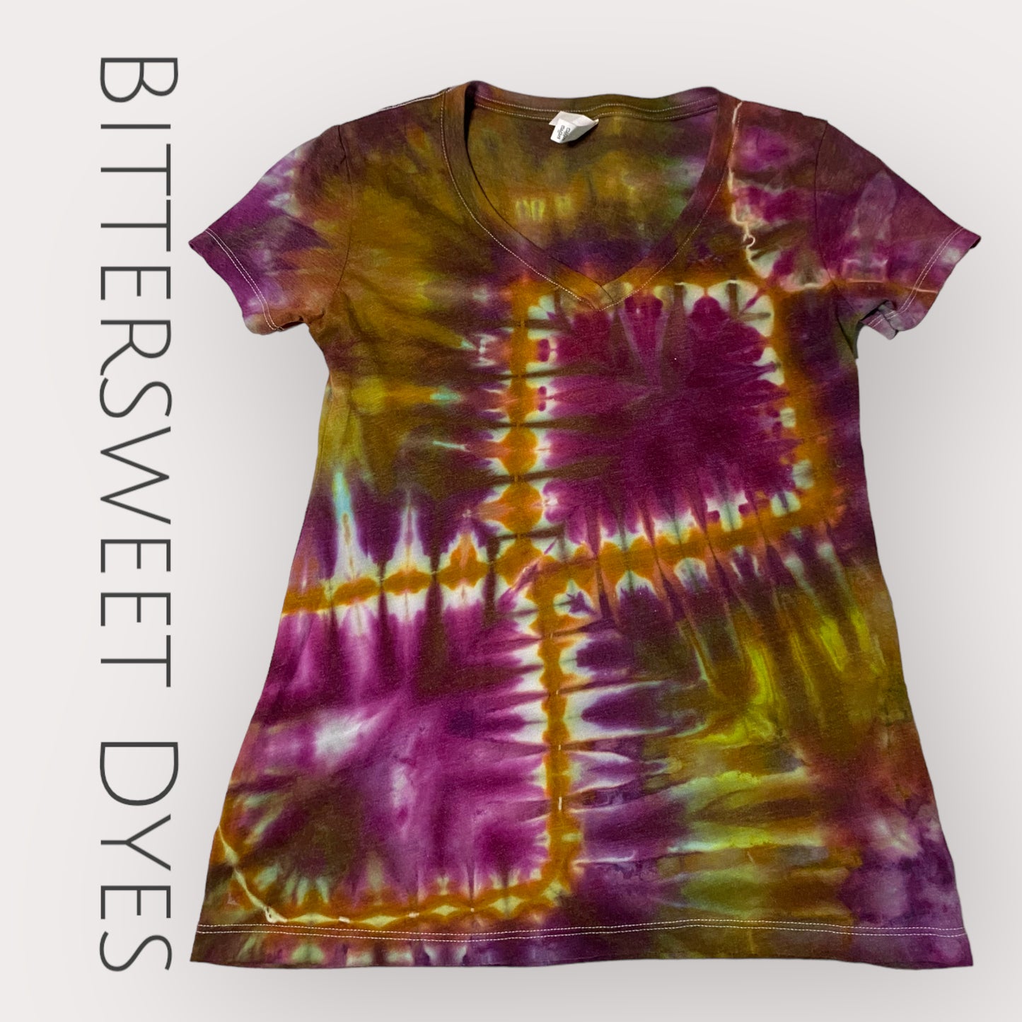 Medium V-Neck Womens Ice Dye