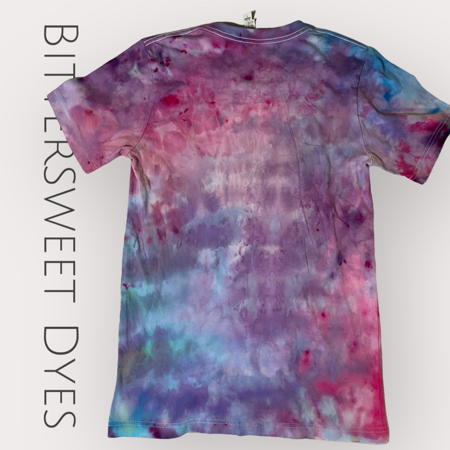 Small "It Is Always Wine O'Clock" Scrunch Ice Dye