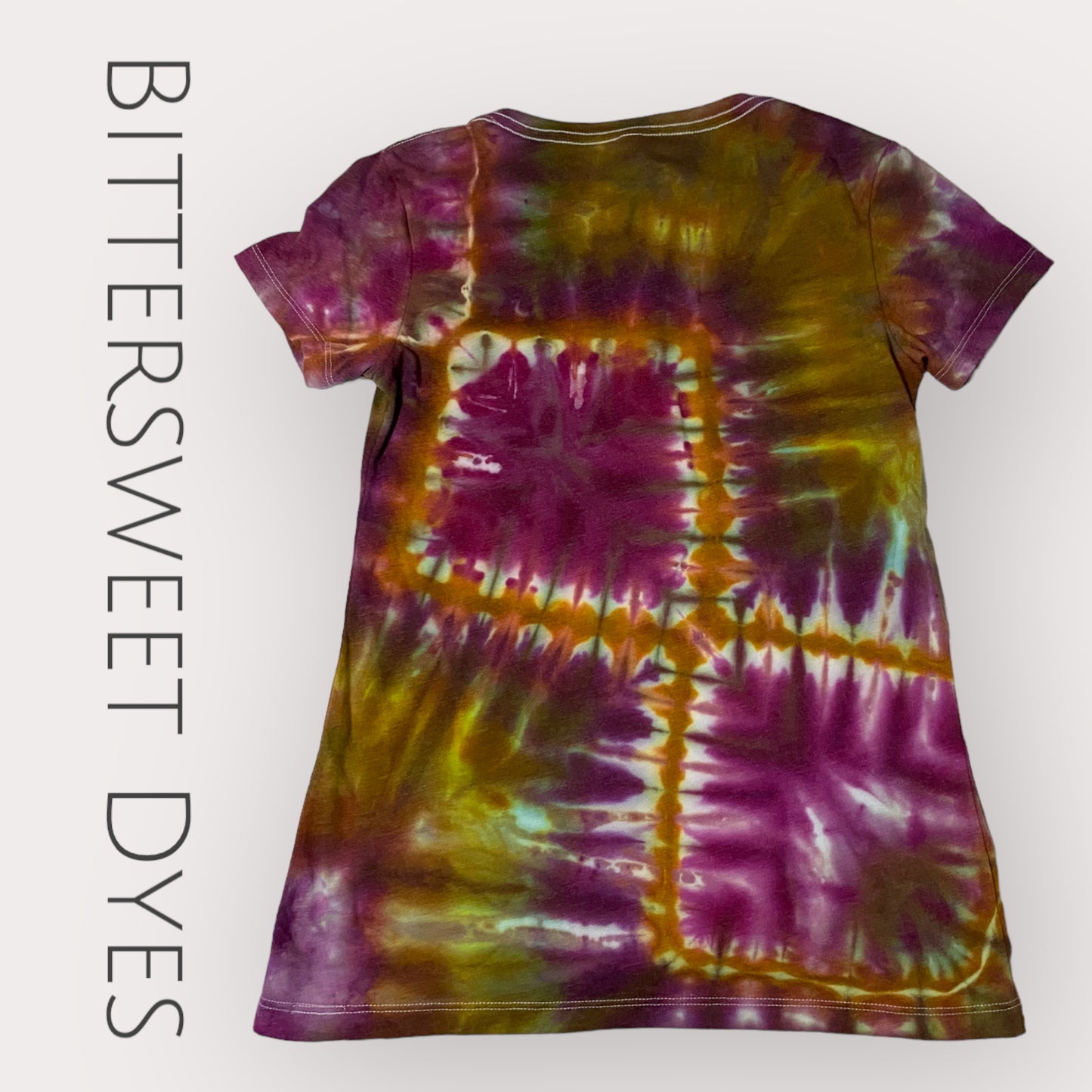 Medium V-Neck Womens Ice Dye