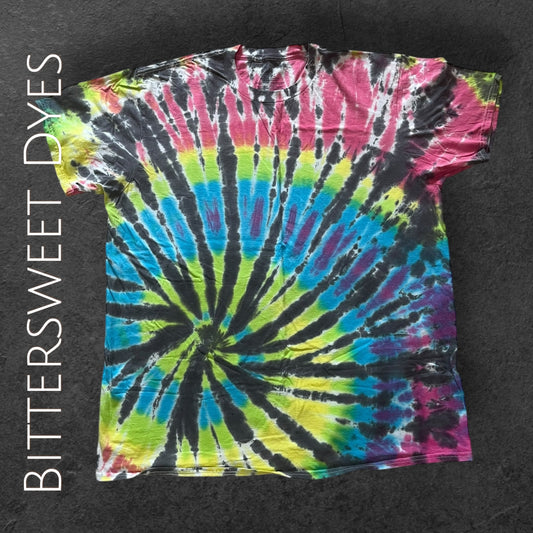 2XL Spiral Liquid Dye Tee